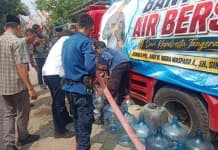 Atasi Kekeringan di Bandung Barat, BNPB Salurkan 148 Ribu Liter Air Bersih