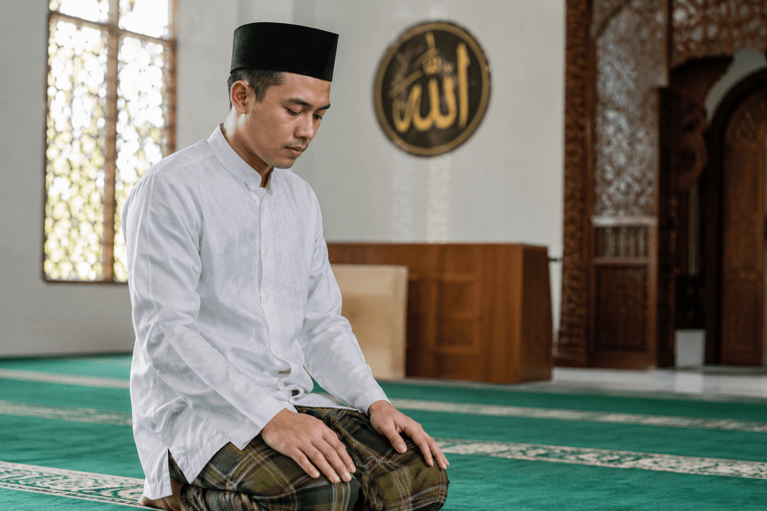 Niat Shalat, Mengapa Orang NU Melafalkan Sebelum Takbir?
