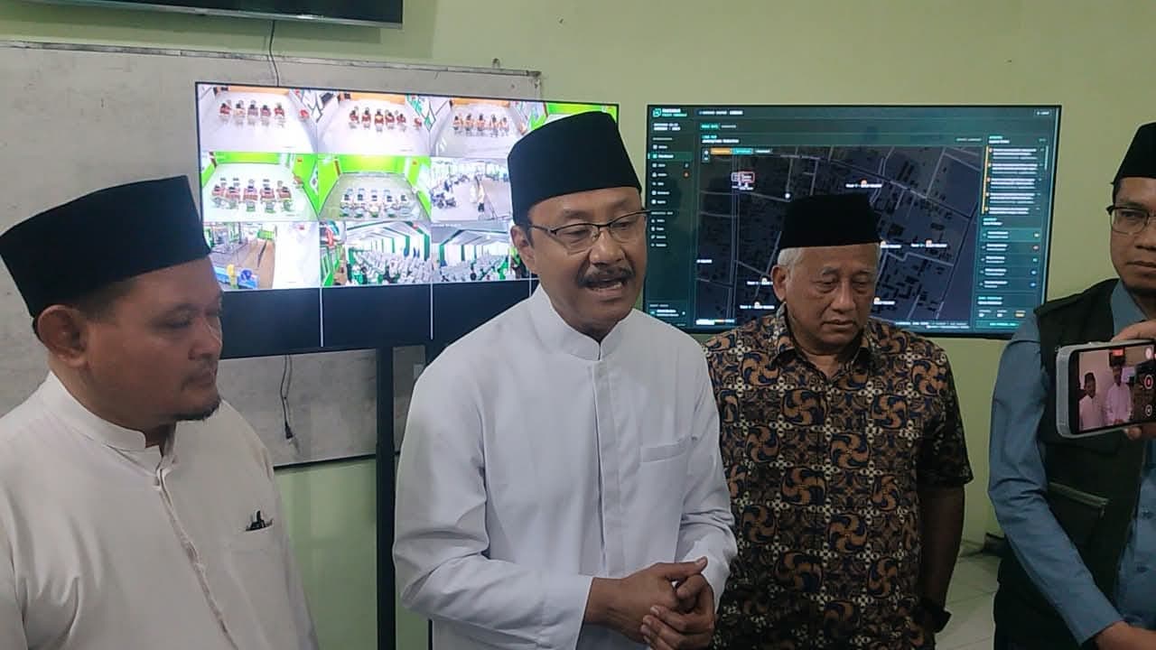 Jelang Pembukaan, Gus Ipul Cek Kesiapan Registrasi Peserta dan Command Center Muktamar ke-35 NU