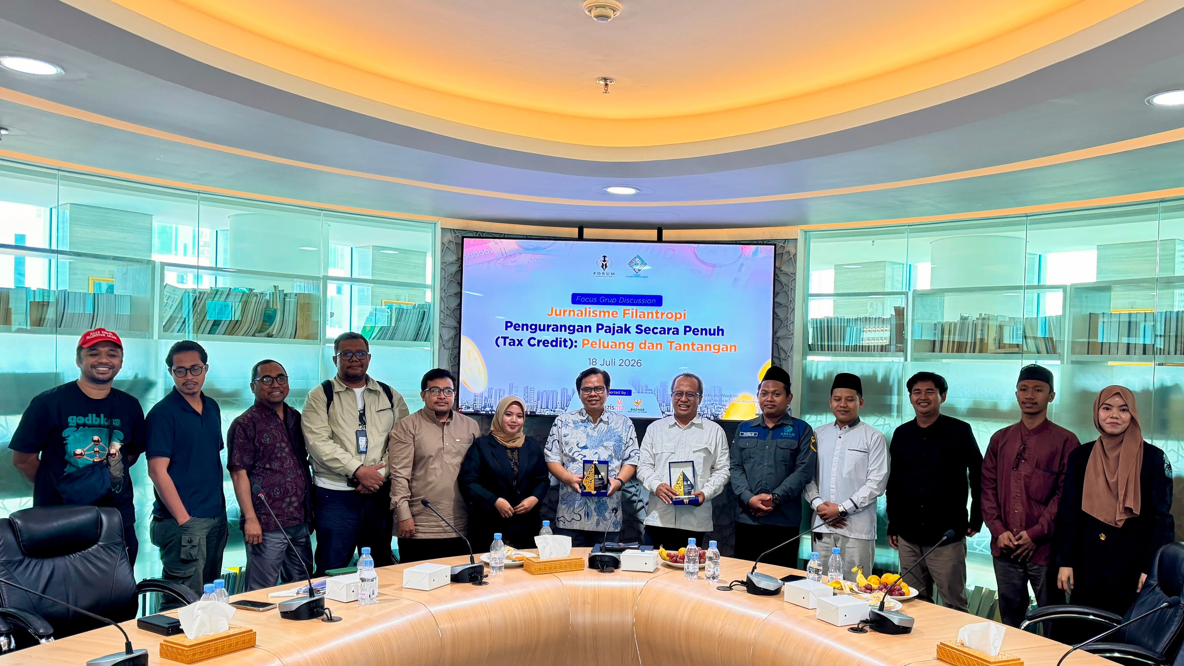 Daripada Diurus Polisi, Pakar Ekonomi UI Minta Pemerintah Libatkan Baznas-LAZ untuk Program Kemiskinan