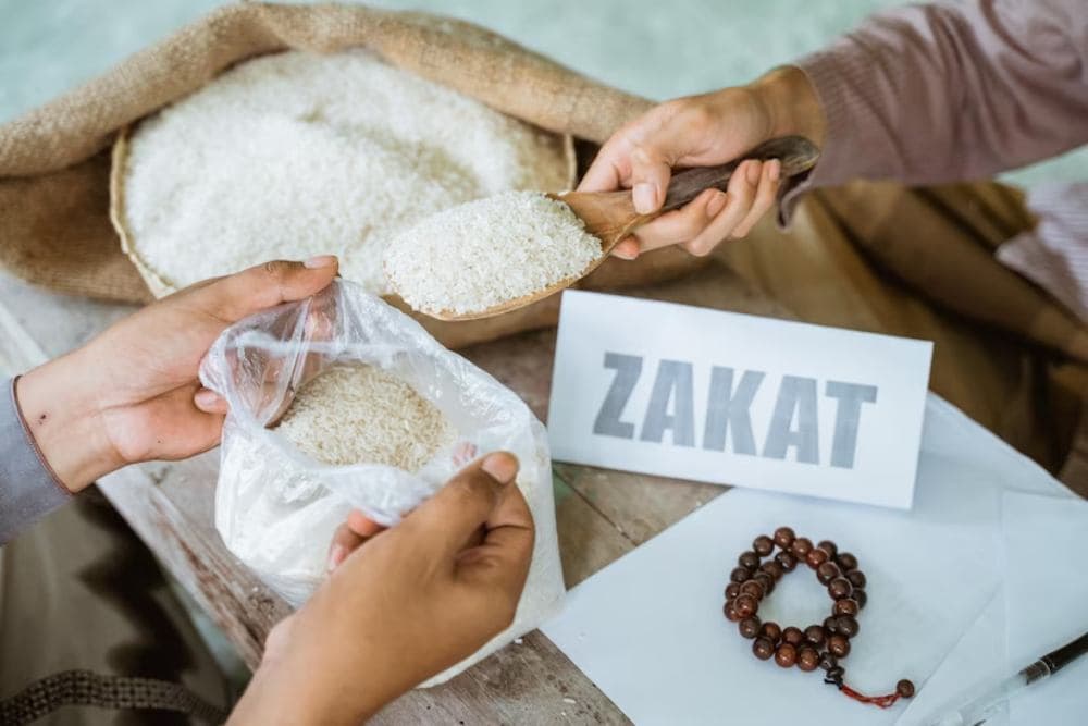 Siapa yang Wajib Membayar Zakat Penghasilan? Simak Penjelasan berikut