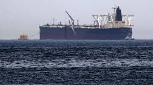 Kapal AS Dihantam Proyektil Misterius di Pantai Uni Emirat Arab