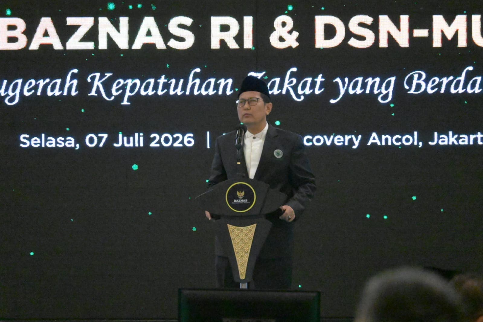 DSN-MUI Dorong Pelaporan Zakat Jadi Komponen Wajib Pengawasan DPS di Industri Keuangan