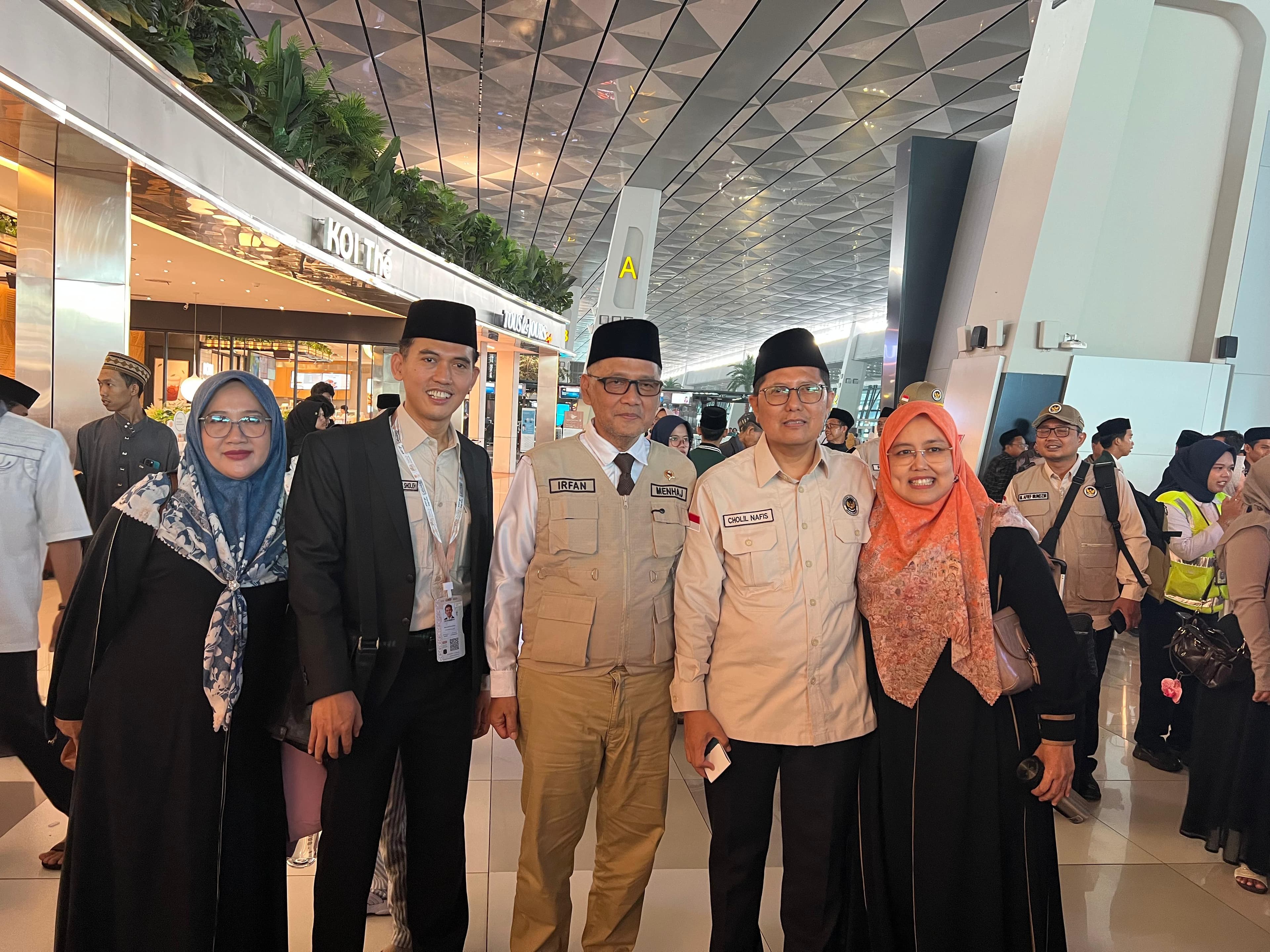 Didaulat Sebagai Kepala Musyrif Diny, Menhaj Lepas KH Cholil Nafis ke Tanah Suci 