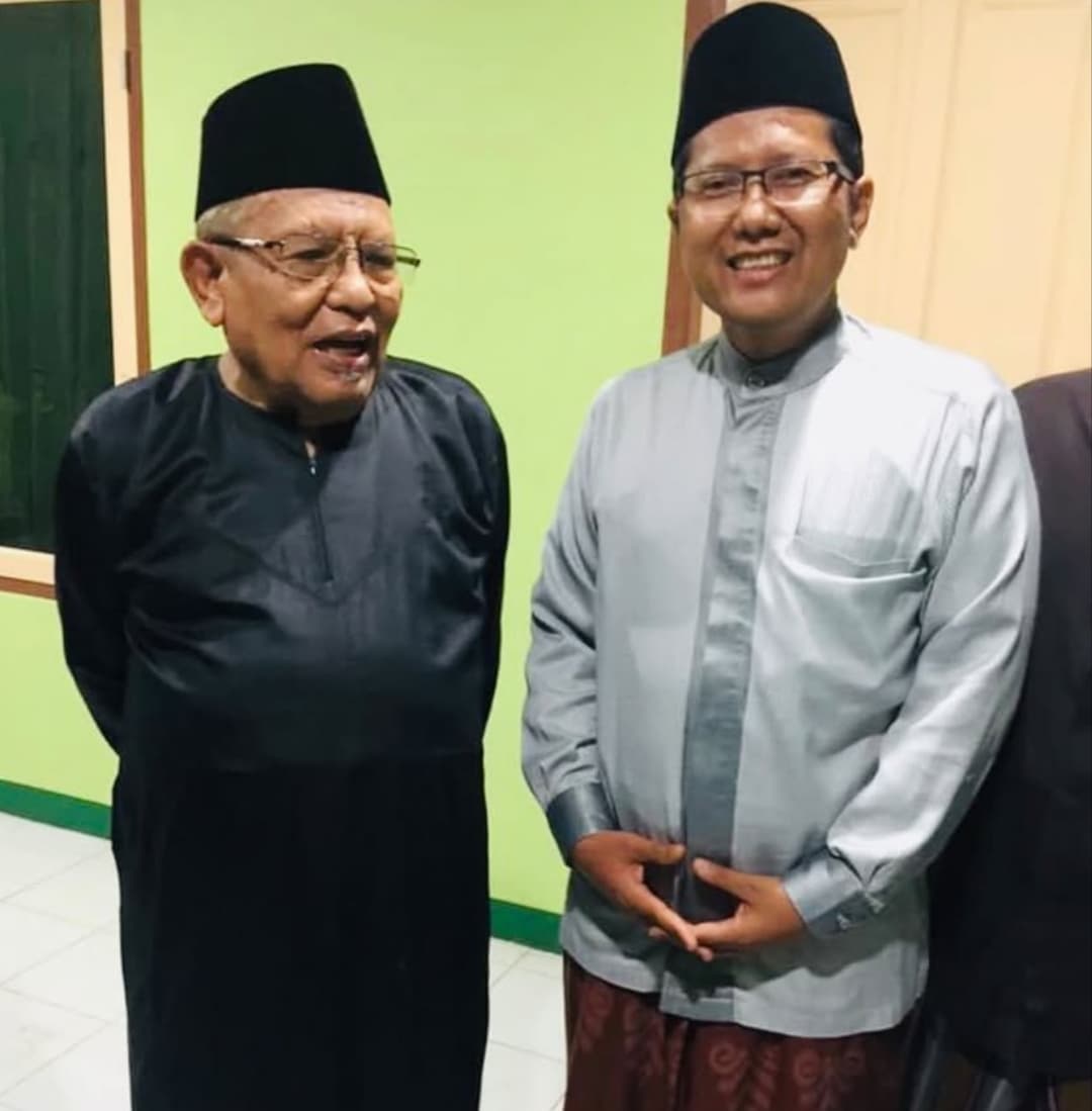 Takziah KH Syukron Makmun, Kiai Cholil Nafis Ajak Umat Lanjutkan Perjuangan Ulama