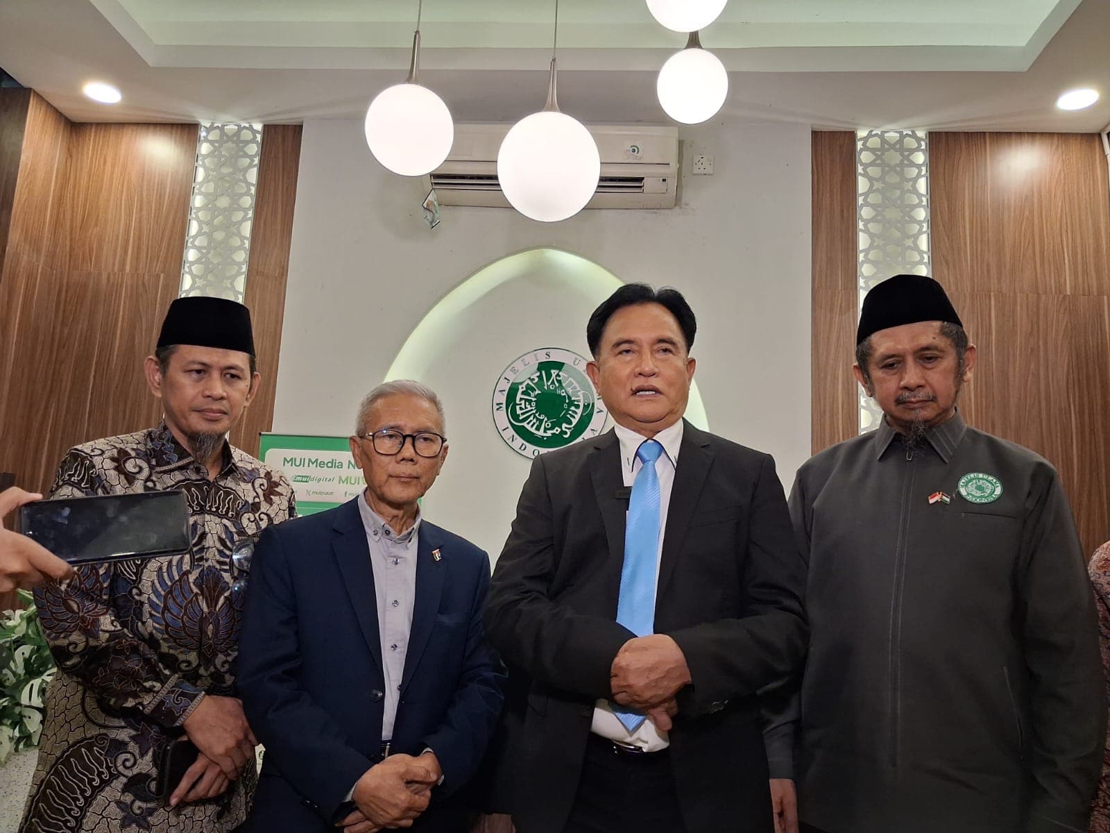 Menko Yusril Sebut Kasus Miqdad Masuk Kategori Transnational Organized Crime