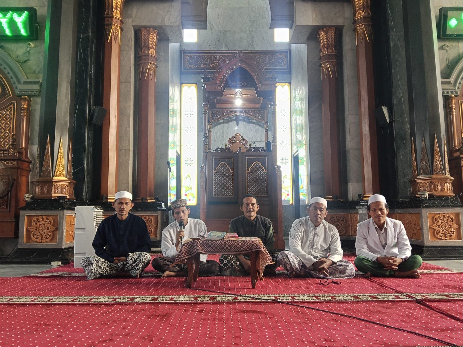 Sambut Muktamar Ke-35 NU, Ribuan Nahdliyin Jombang Gelar Khatmil Alquran Serentak di 3.500 Majelis