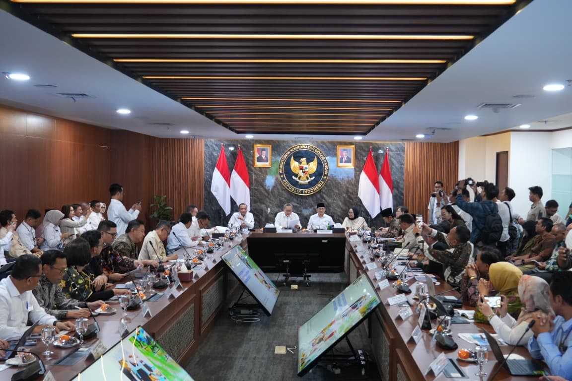 Rakor Terbatas, Menteri Agama Berharap Santri Jadi Penerima Terbanyak MBG
